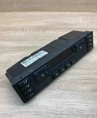 BMW 7 E38 Climate control unit 6901307