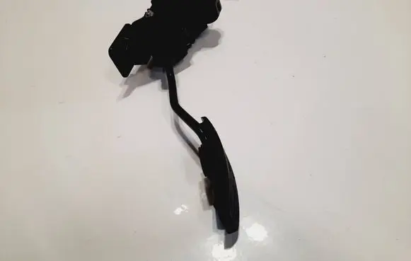 Mitsubishi Grandis Accelerator pedal position sensor 