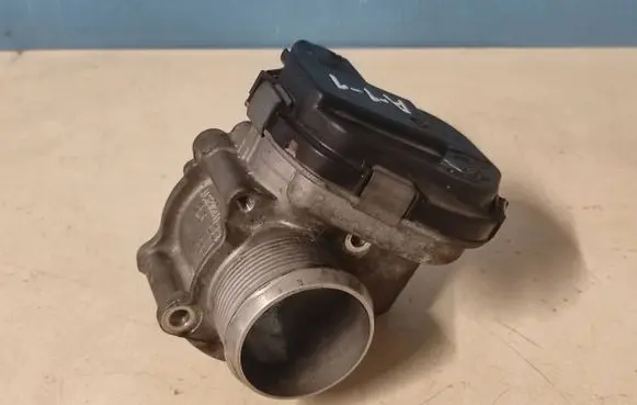 Peugeot 508 Throttle valve 9673534480