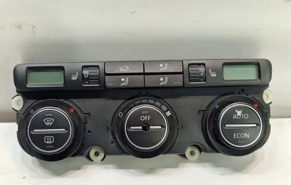 Volkswagen Touran I Climate control unit
