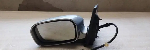 Front door electric wing mirror