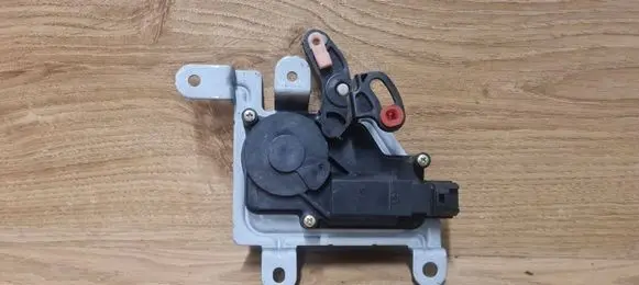 KIA Sorento Tailgate boot lock/latch motor 812403E000