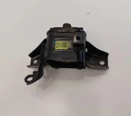 Hyundai Kona I Engine mount bracket