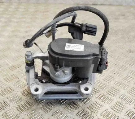 Tesla Model 3 Rear brake caliper 104462397F