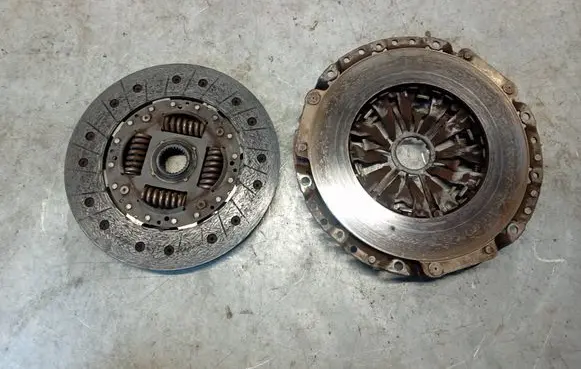 Audi A4 S4 B8 8K Clutch set kit 0B1141031L