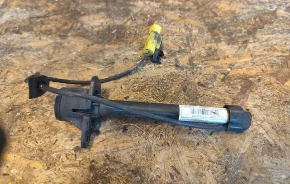 Mercedes-Benz ML W166 Bonnet Pedestrian Airbag Actuator A1669060002 1669060002