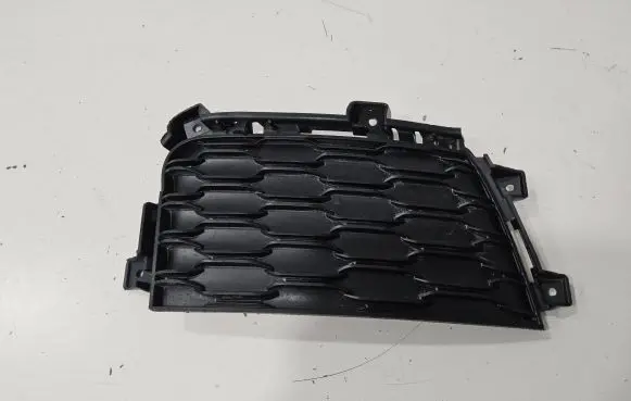 Jeep Grand Cherokee WL Front fog light trim/grill 68408086AB