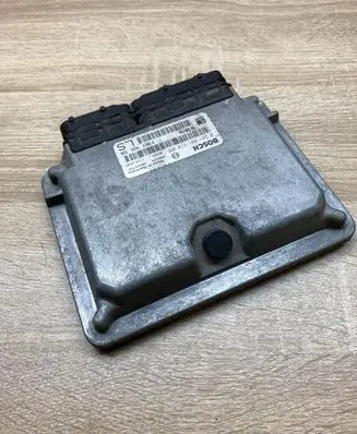 Opel Astra G Engine control unit/module ECU 90589736 0281001670