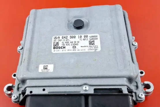 Mercedes-Benz E W211 Engine control unit/module ECU A6429001000
