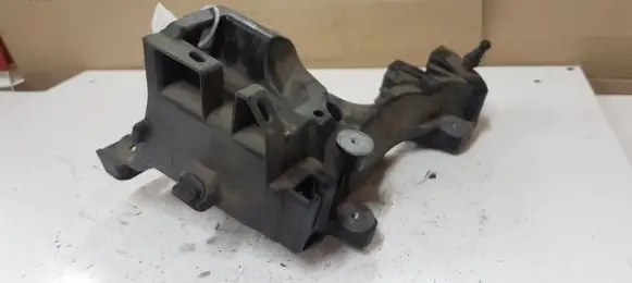 Ford Focus Other engine bay part 9674482280
