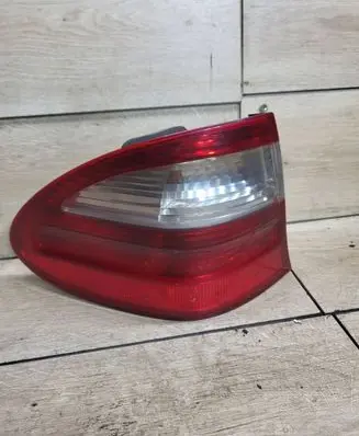Mercedes-Benz E W211 Rear/tail lights A2118201164 8379001