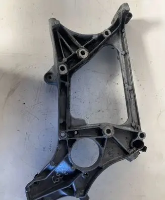 Generator/alternator bracket