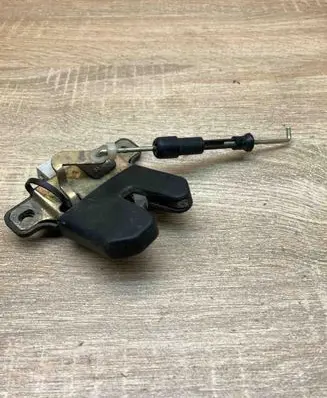 Audi A6 S6 C5 4B Tailgate/trunk/boot lock/catch/latch 8D5827505 USED