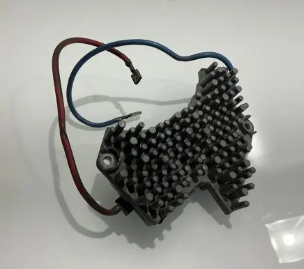 Mercedes-Benz E W210 Heater blower motor/fan resistor 2108206210 A2108206210