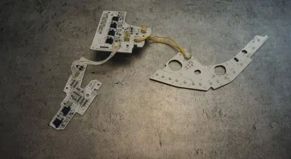 Infiniti Q70 Y51 Tail light bulb cover holder