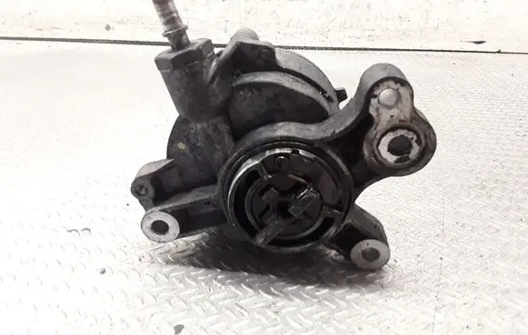 Volvo V50 Vacuum pump D1651B