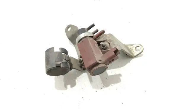 Citroen C4 I Turbo solenoid valve 9652570180 70096803