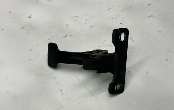 Peugeot 208 I Engine bonnet/hood lock/latch loop/hook 9673383380