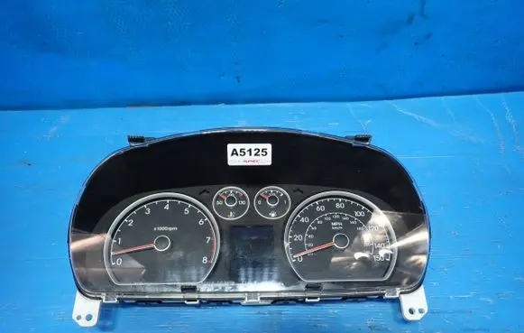 Hyundai i30 Speedometer (instrument cluster) 94031-2R305