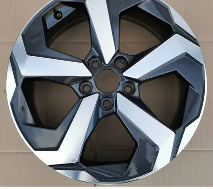 Nissan Qashqai J12 R18 alloy rim 6UA8B-BAX 6UA8B