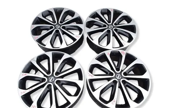 Nissan Qashqai+2 R18 alloy rim 35YM
