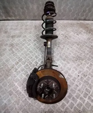 Suzuki Swift III Front wheel hub spindle knuckle 