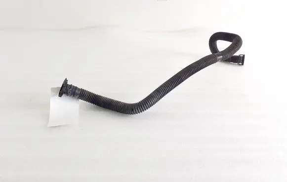 Audi Q7 4L Breather hose/pipe 7L0131625