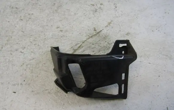 Audi A3 S3 8V Front bumper mounting bracket 8V3807261