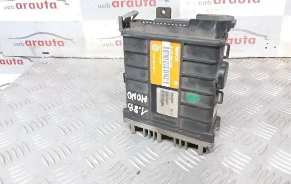 Volkswagen PASSAT B3 Engine control unit/module 443907311A 0261200263