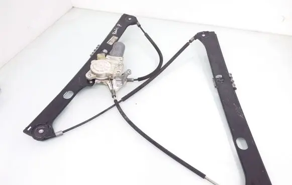 Mercedes-Benz Vaneo W414 Front door window regulator with motor 0130821921 A2308201042 A4147200046