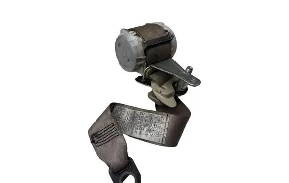 Toyota Corolla Verso AR10 Rear seatbelt H073811 H073818