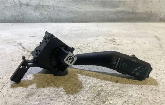 Volkswagen Golf V Wiper control stalk 1K0953519J 01203516 20351651050265