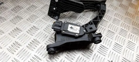Hyundai i40 Accelerator throttle pedal