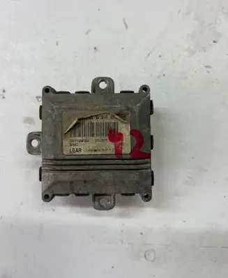 BMW 3 E90 E91 Xenon control unit/module 6934836 332577