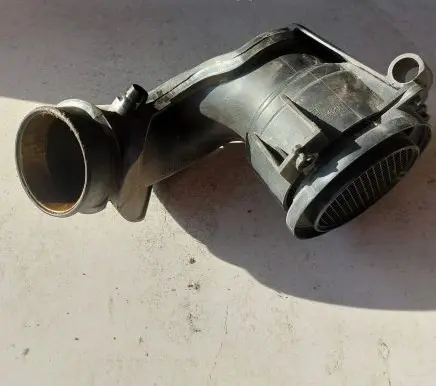 Mercedes-Benz C W204 Mass air flow meter A2710900829