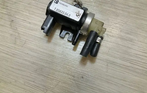 Citroen C4 I Picasso Turbo solenoid valve 701633040