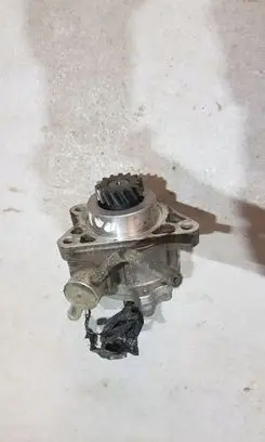 Mitsubishi Pajero Vacuum pump