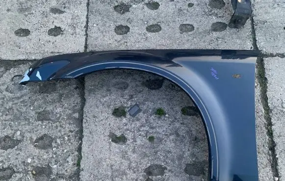 Chrysler 300 - 300C Fender