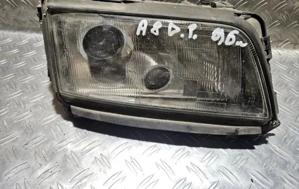 Audi A8 S8 D2 4D Headlight/headlamp 1305235231