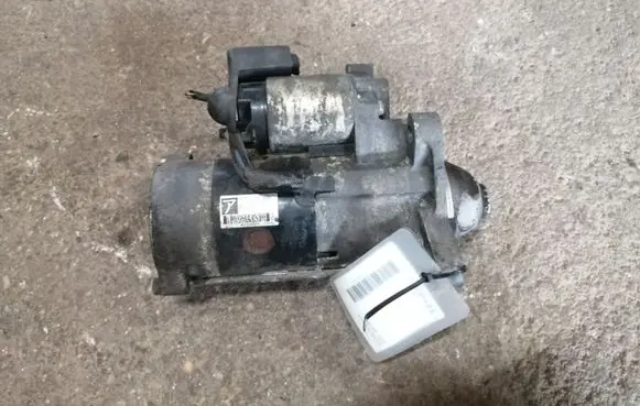 Mazda Premacy Starter motor M002T87471