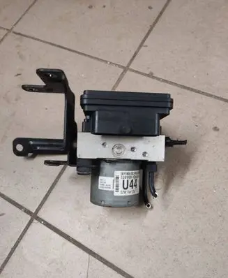 KIA Sorento ABS Pump 58900C5440