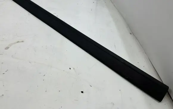 Mercedes-Benz E C207 W207 Front sill (body part) A2076860436 . W212 COUPE | 888.112.475K000056