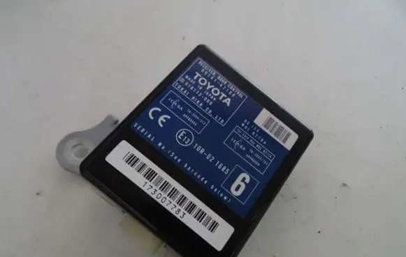 Toyota Prius (XW20) Door control unit/module 8974147100