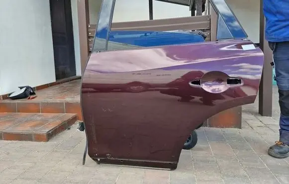 Infiniti EX Rear door