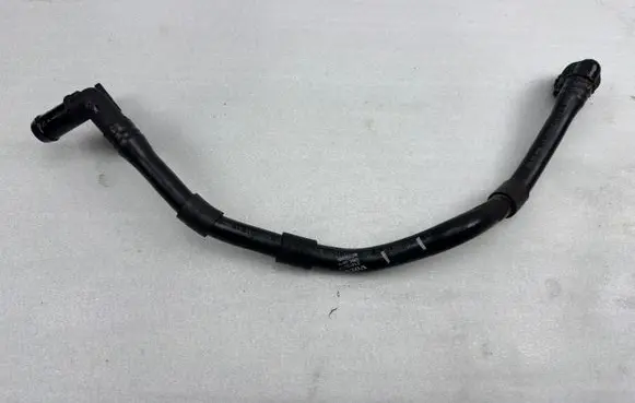 Volvo XC90 Engine coolant pipe/hose 31493274