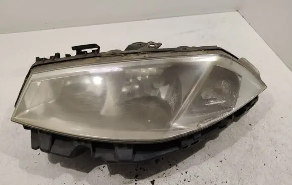 Renault Megane II Headlight/headlamp 8200073220
