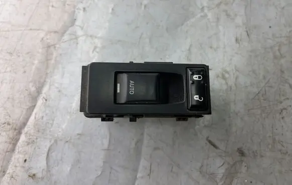 Jeep Grand Cherokee (WK) Electric window control switch 04602786AA