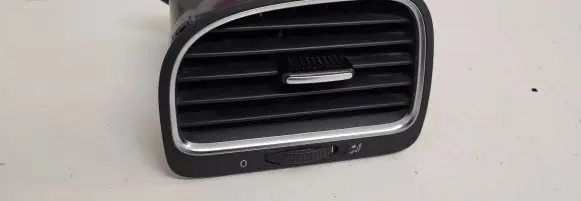 Volkswagen Golf VI Dashboard side air vent grill/cover trim 5K0819709D 5K0819703