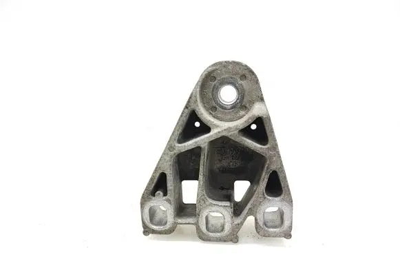 Volkswagen Transporter - Caravelle T5 Engine mounting bracket 7E0199207