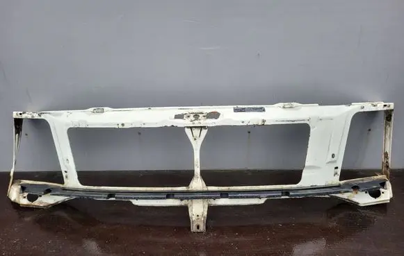 Radiator support slam panel bracket